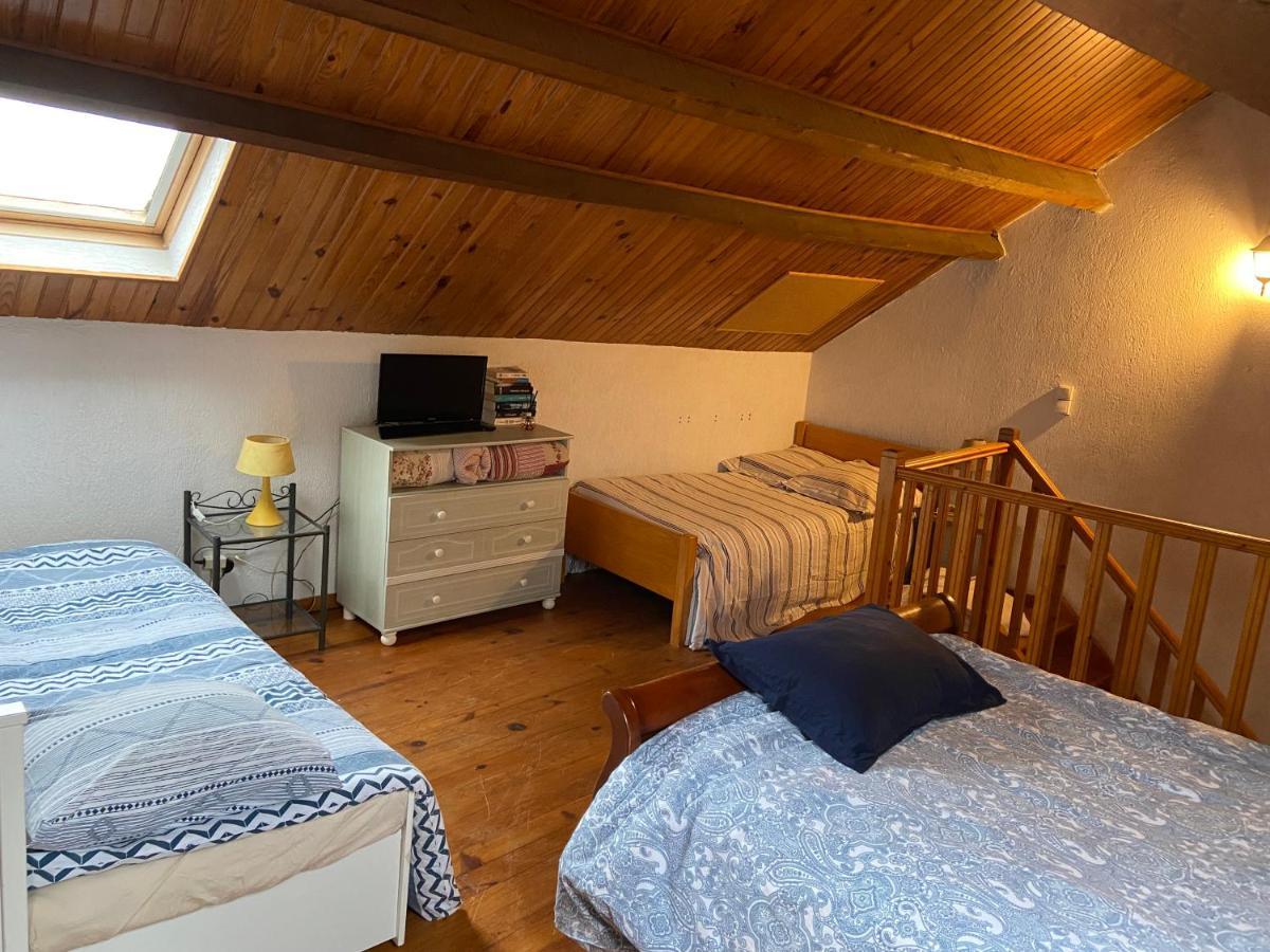Maison Au Calme A L'Oree Du Bois. Acces A13-A14 Orgeval  Buitenkant foto